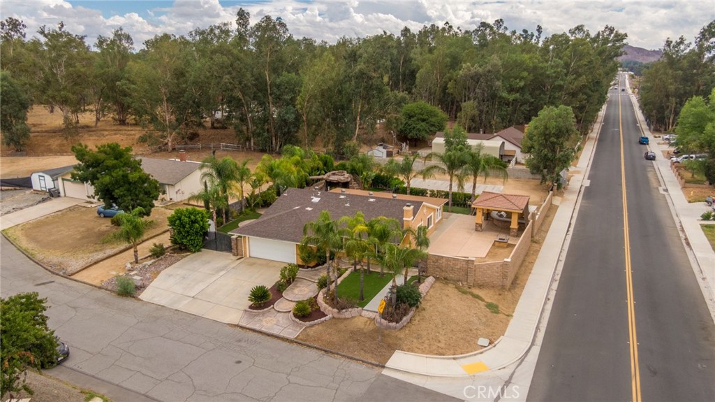 18015 Heidi Lisa Lane