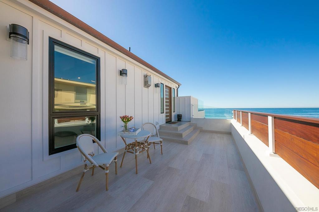 303 Sea Lane