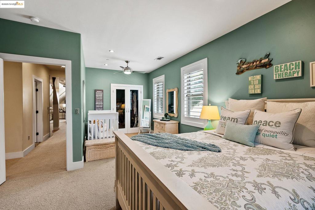 DISCOVERY  BAY - Residential