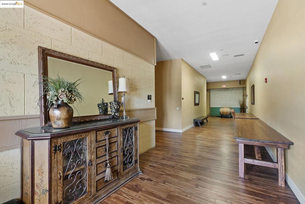 DISCOVERY  BAY - Residential