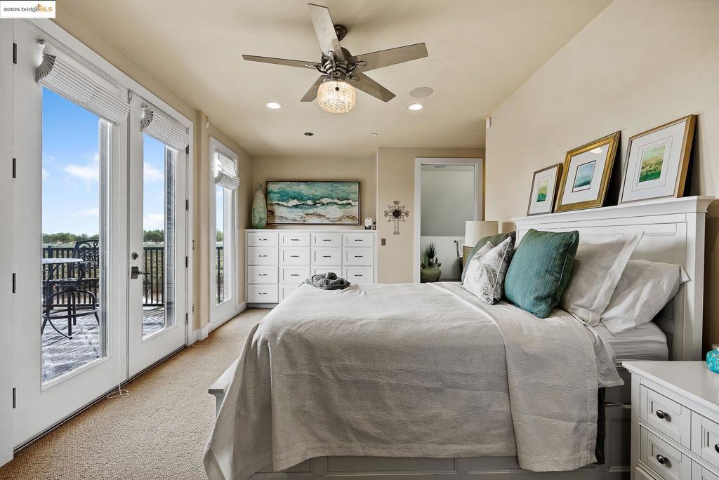 DISCOVERY  BAY - Residential