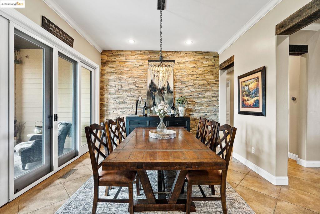 DISCOVERY  BAY - Residential