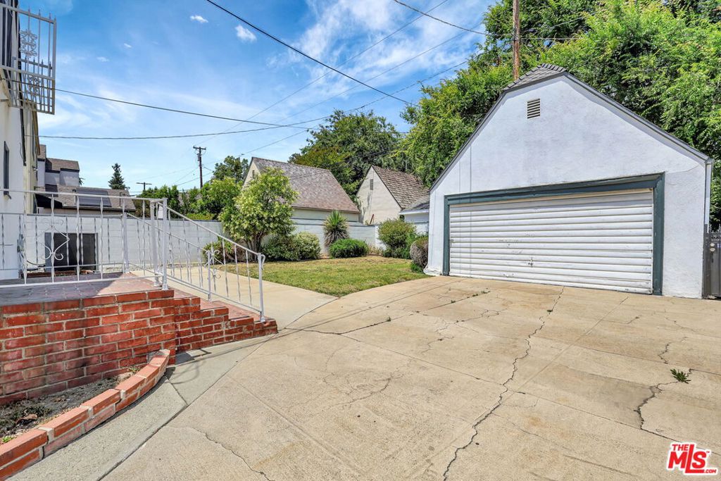 120 Annandale Road