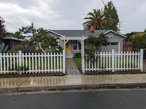 Photo of 1208 Henderson Avenue, Menlo Park, CA 94025 (MLS # ML82037129)