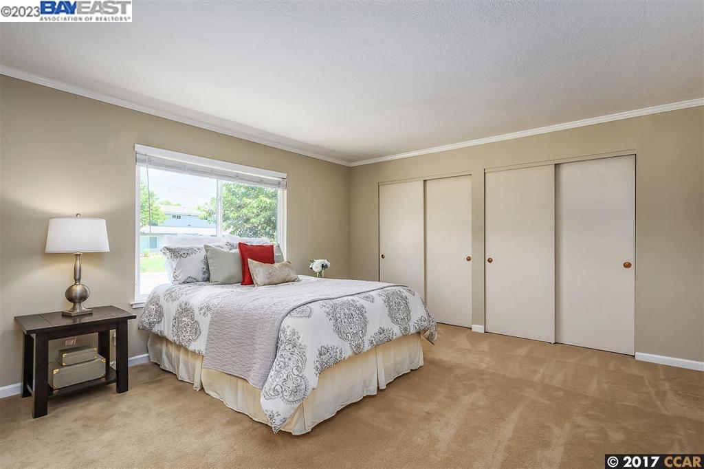 SILVERGATE - Residential Lease