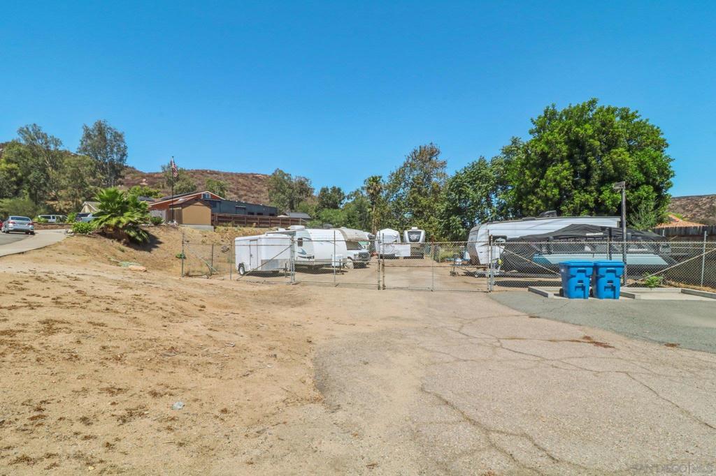 Lakeside - Residential