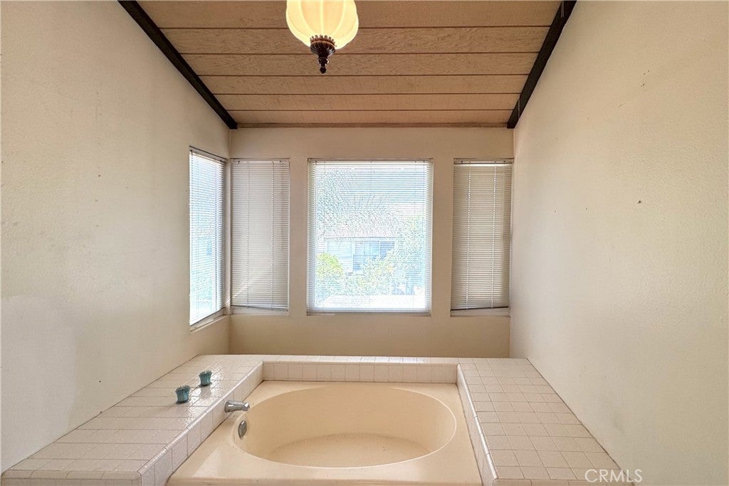 24862 Luton Street, Laguna Hills CA 92653 - Photo 18