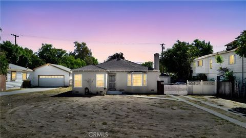 Photo of 2777 Serrano Aly, San Bernardino, CA 92405 (MLS # DW26091986)