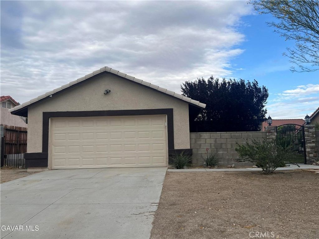 Photo of 3648 Scherer DR, Rosamond, CA 93560 (MLS # SR26117120)