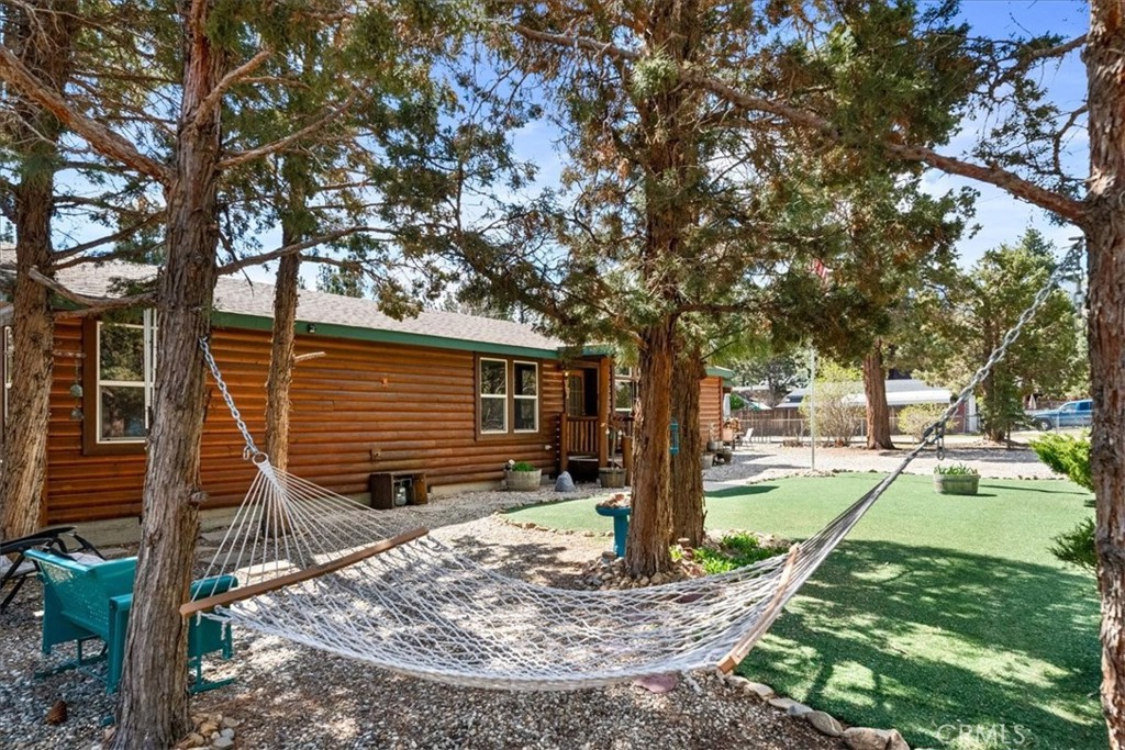 828 Norwood Lane