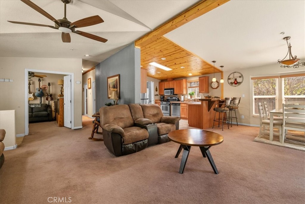 828 Norwood Lane