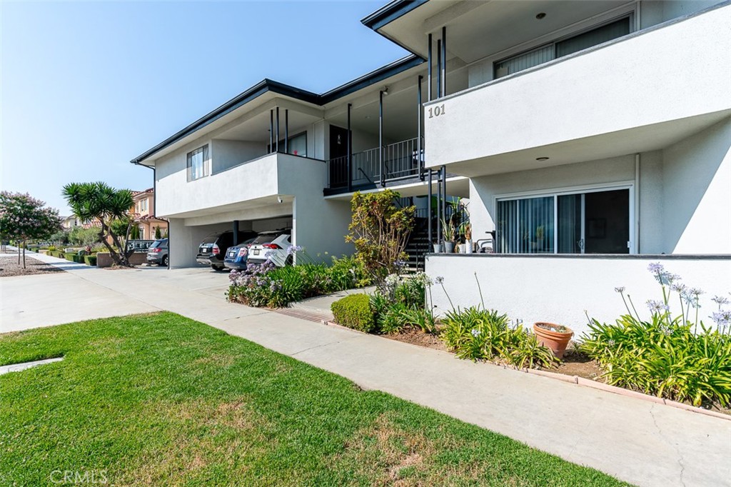 Properties 4 101 E Alhambra Road