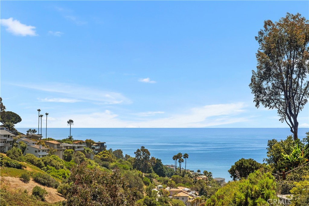 2365 Hillview Drive