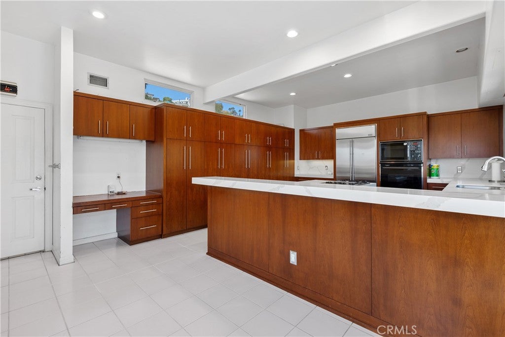 2365 Hillview Drive, Laguna Beach CA 92651 - Photo 16