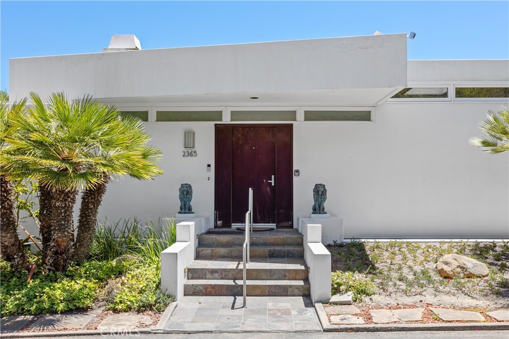 2365 Hillview Drive