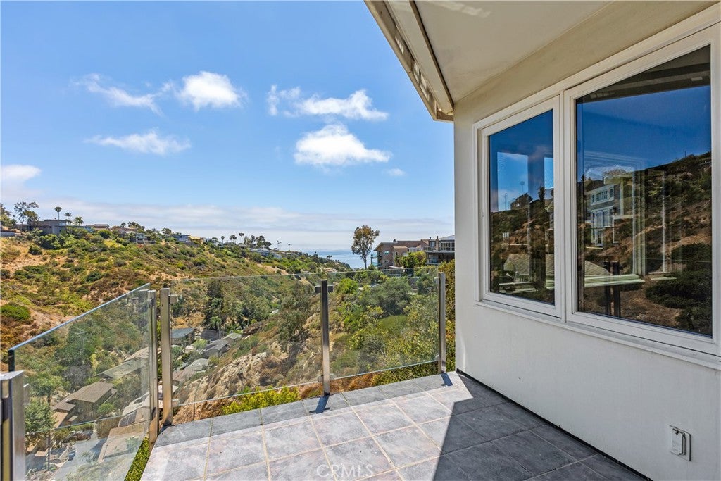 2365 Hillview Drive, Laguna Beach CA 92651 - Photo 42