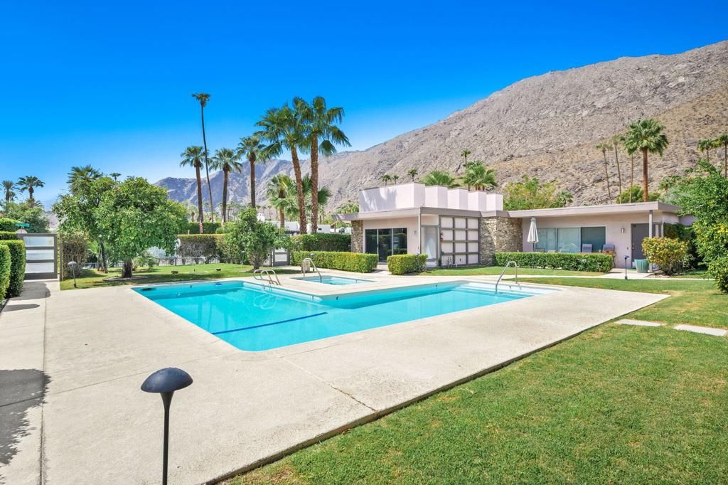 listing image 130725293080818244874