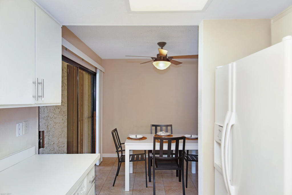 Palm Canyon Villas - Residential