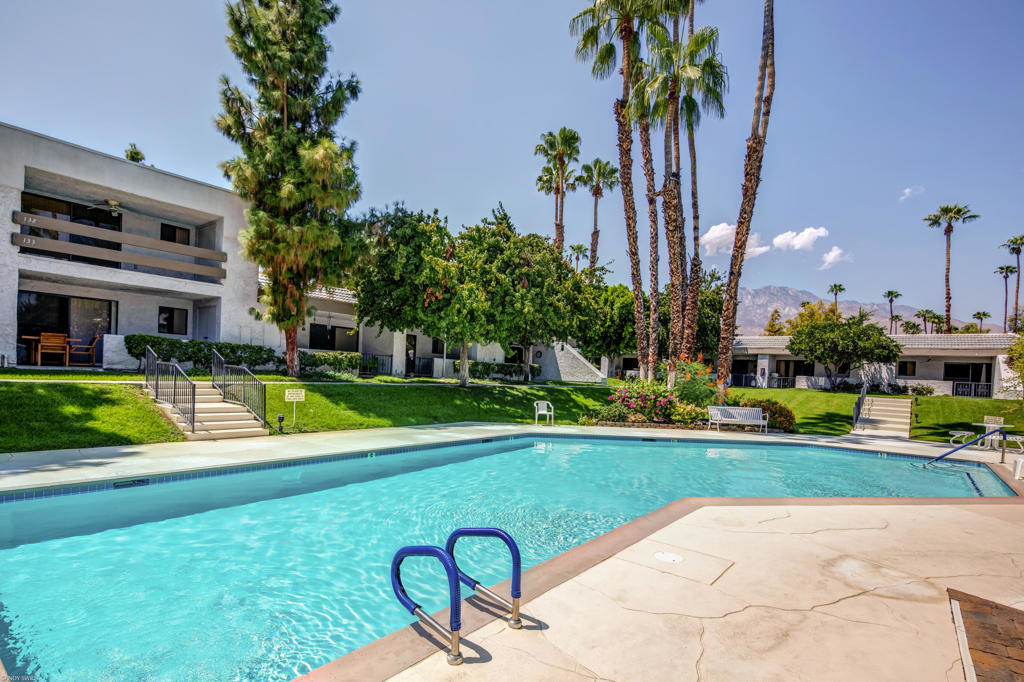 Palm Canyon Villas - Residential