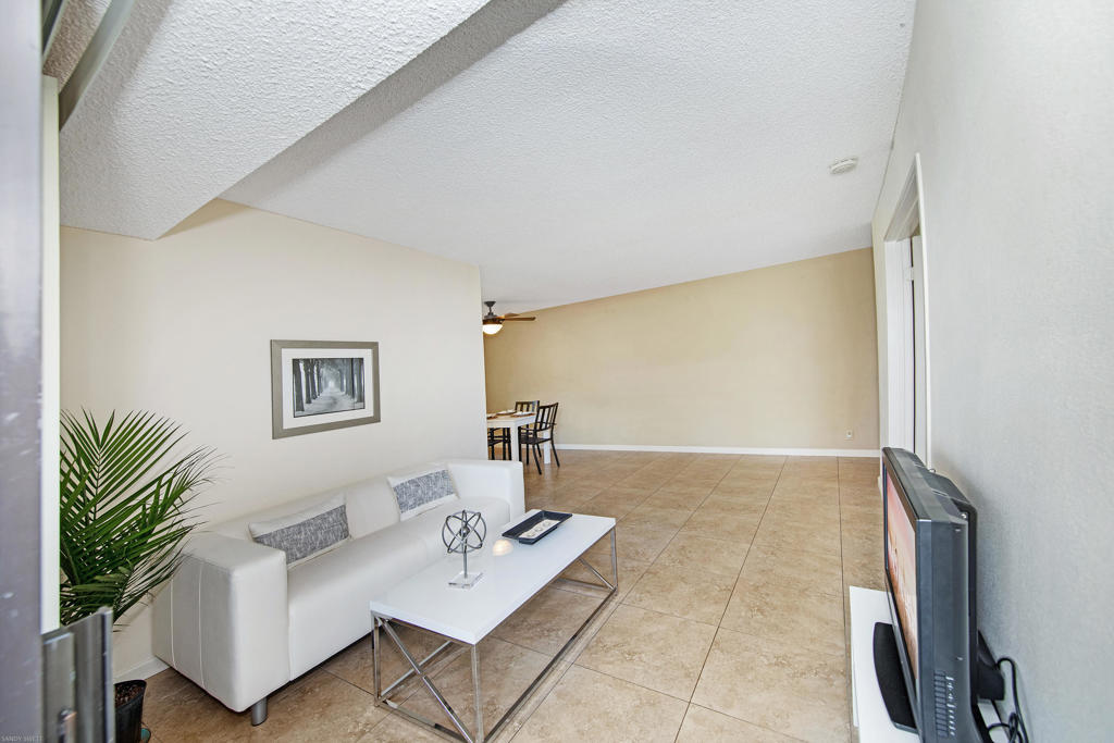 Palm Canyon Villas - Residential