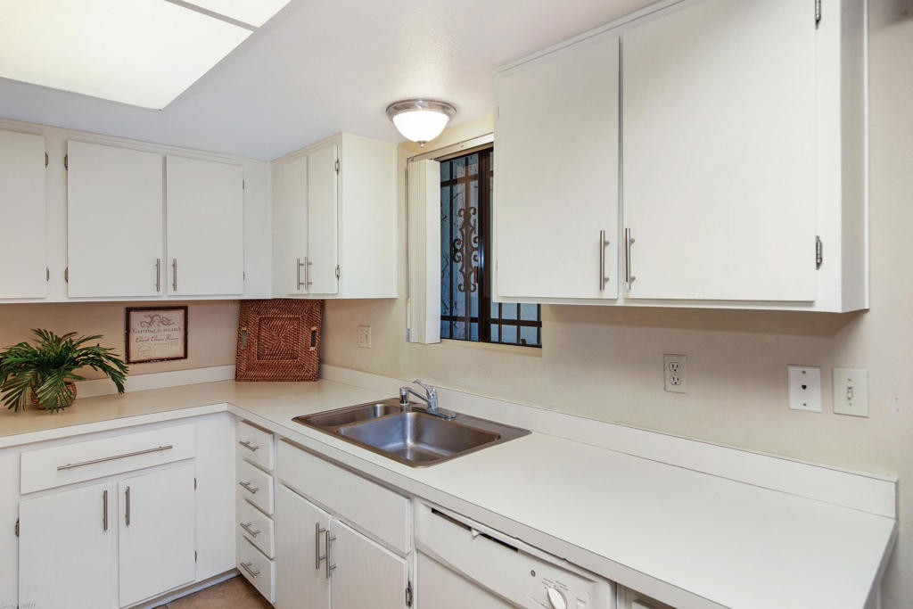 Palm Canyon Villas - Residential