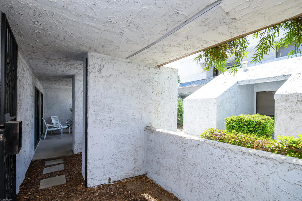 Palm Canyon Villas - Residential