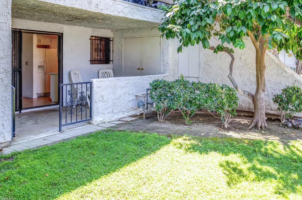 Palm Canyon Villas - Residential