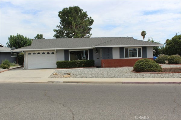 1661 W WESLEY PL, HEMET, CA 92543 - Image 9a3bbac3409fdaa372c6acbc65f314c4/1533592891
