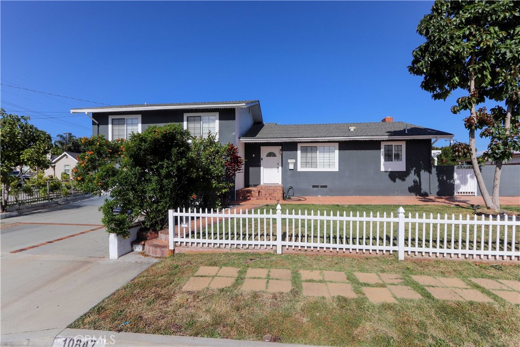 10847 Arroyo