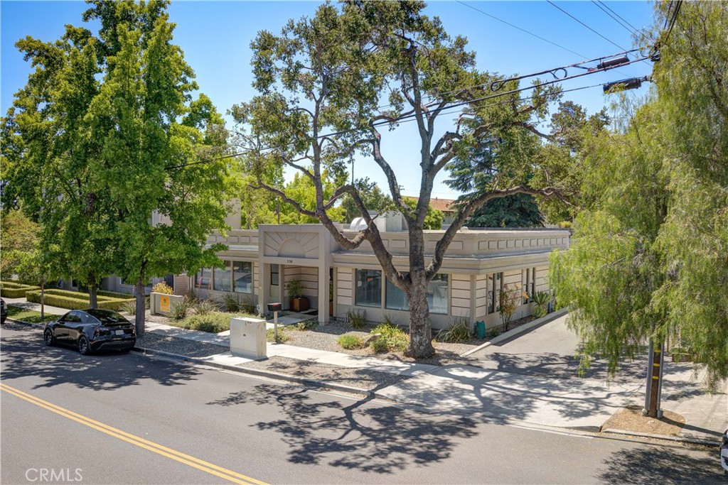 A fantastic commercial property available in a highly desirable location in downtown Paso Robles. This building boasts approximately 2100 square feet and is within easy walking distance of the bustling Downtown square.
The office space is currently fully leased through 2025 and is in pristine condition. It features private parking conveniently located at the rear of the building. Inside, you'll find several private offices, a meeting room, a breakroom, and a flexible floor plan that can accommodate various business needs.
This property is a valuable asset situated in the heart of Paso Robles. Additionally, the roof and HVAC system have both been recently upgraded. The thriving Downtown corridor offers a welcoming atmosphere and is full of exciting opportunities.