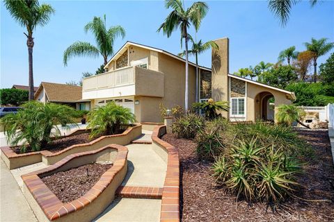 23251 Via Guadix Mission Viejo CA 92691