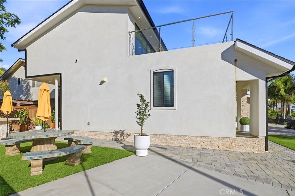 16572 Carousel, Huntington Beach CA 92649 - Photo 22