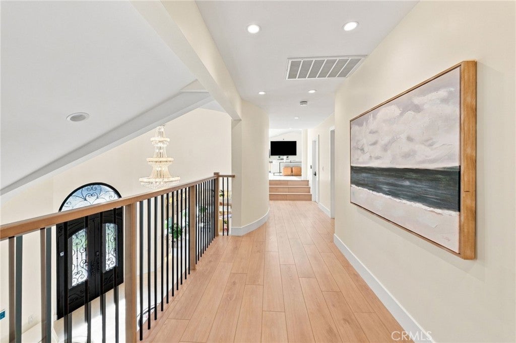 16572 Carousel, Huntington Beach CA 92649 - Photo 33