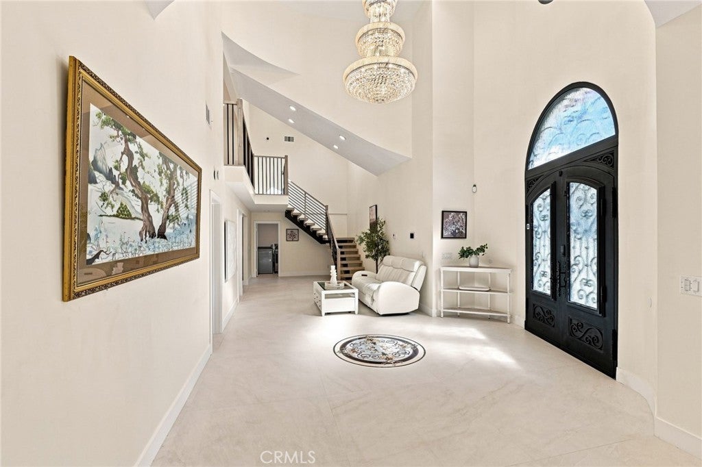 16572 Carousel, Huntington Beach CA 92649 - Photo 13