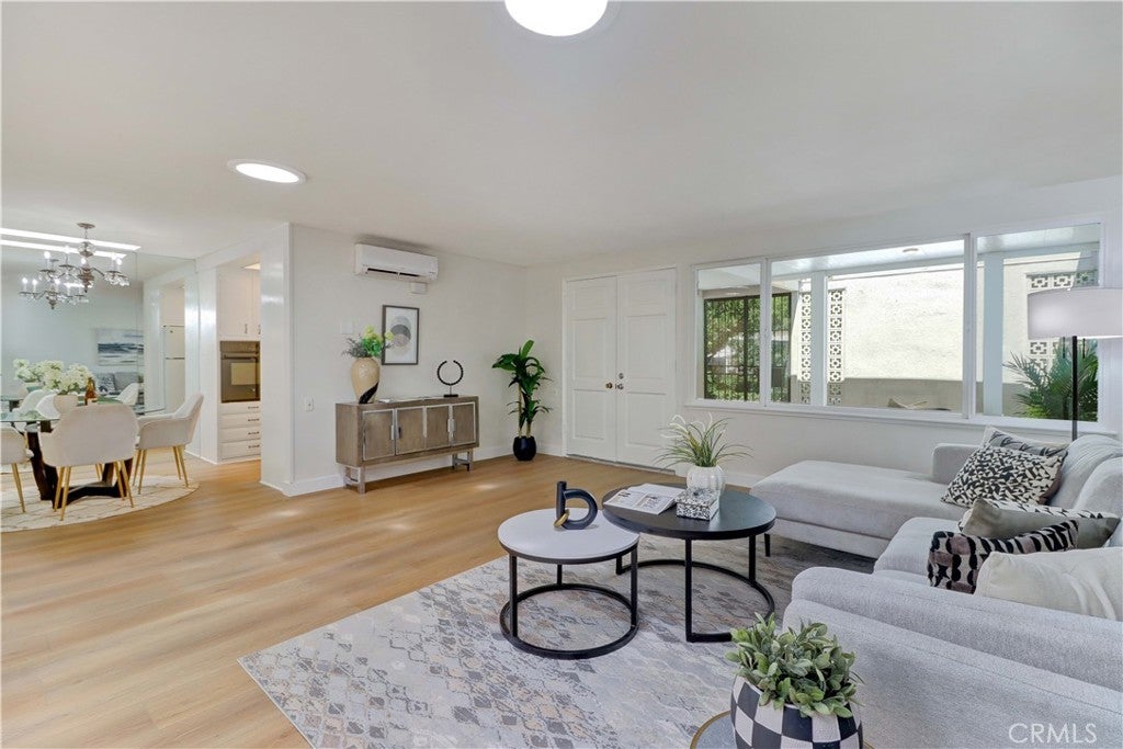 310 Avenida Castilla D