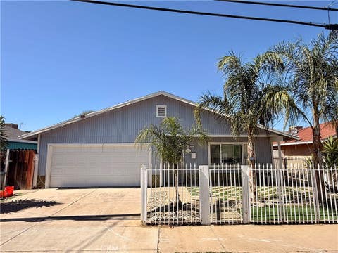 Photo of 545 E Valley ST, Coalinga, CA 93210 (MLS # FR26141583)