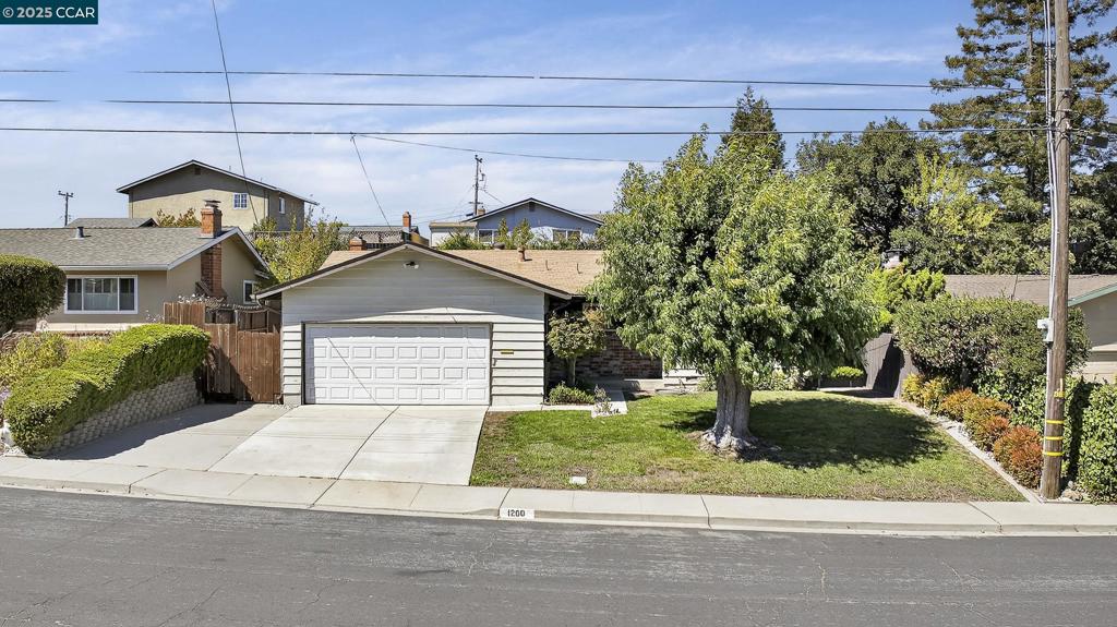 Great Rancher near San Pablo Bay and Old town Pinole. First time on market in over 50 years wonderful family home. Walk to the Bay, parks and Old Town. Quiet street but close to everything schools, public transportation, shopping and dining. Terrific location! Show and Sell this home. Hurry won't last.