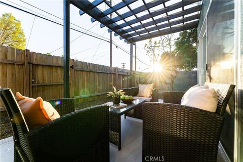 Tiny photo for 16122 San Fernando Mission Boulevard, Granada Hills, CA 91344 (MLS # SR26049518)