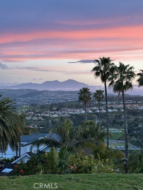 405 Avenida Salvador