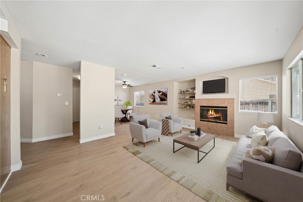 13734 Hillcrest