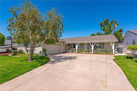 Photo of 2253 Grafton ST, Simi Valley, CA 93063 (MLS # SR26132962)