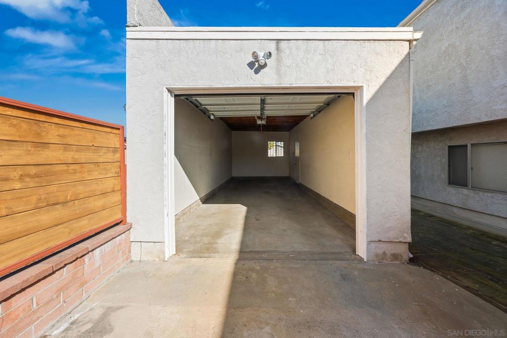 San Diego - Residential Income