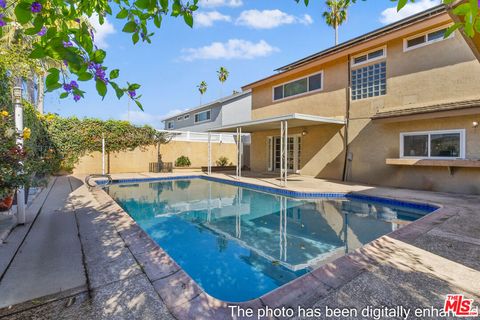 Tiny photo for 2151 Olga Street, Oxnard, CA 93036 (MLS # 26655369)