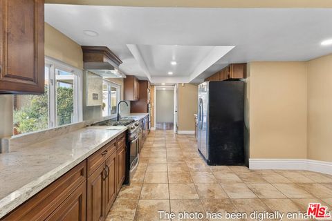 Tiny photo for 2151 Olga Street, Oxnard, CA 93036 (MLS # 26655369)