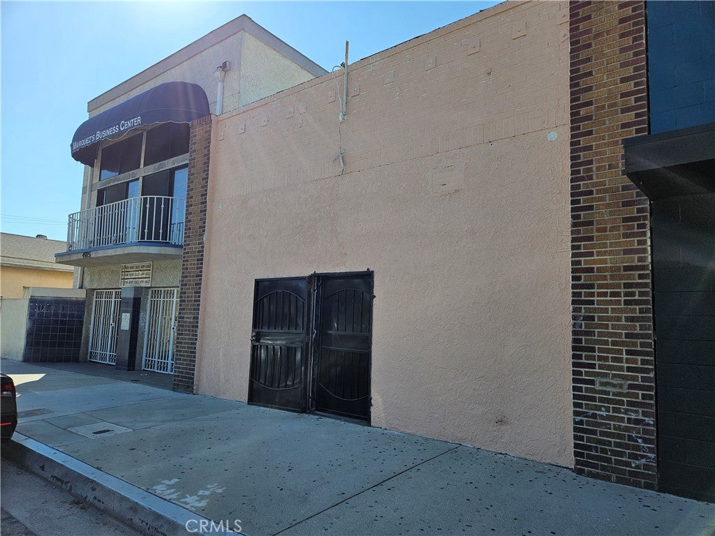 4923 Durfee