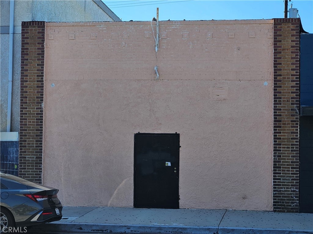 4923 Durfee