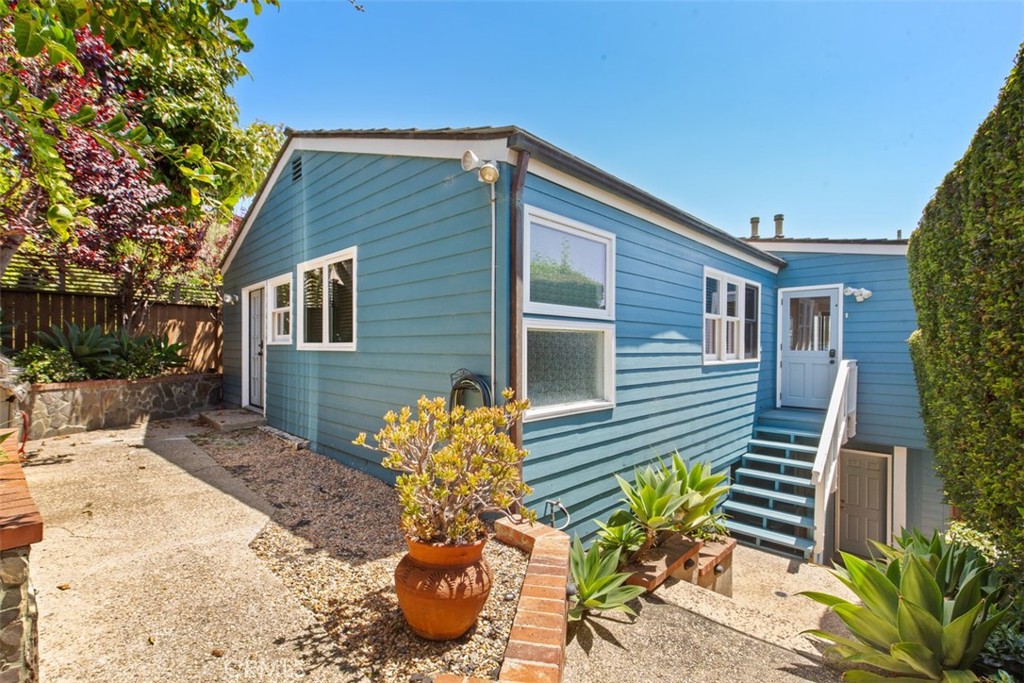 Ocean Vista Custom (OV) - Residential Lease