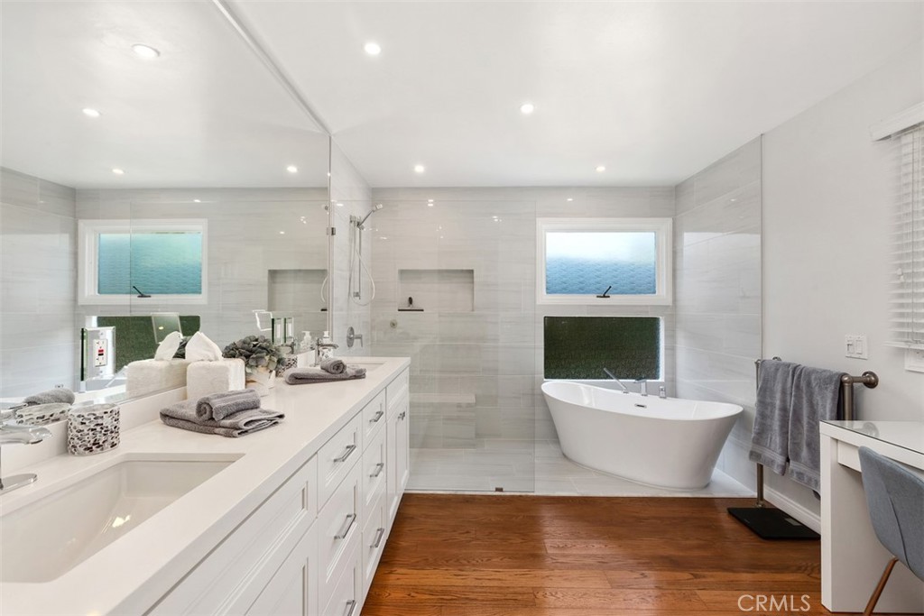 Ocean Vista Custom (OV) - Residential Lease