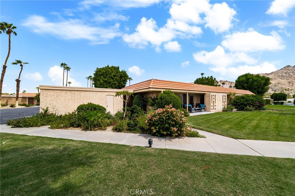 Indian Wells C.C. (32509) - Residential
