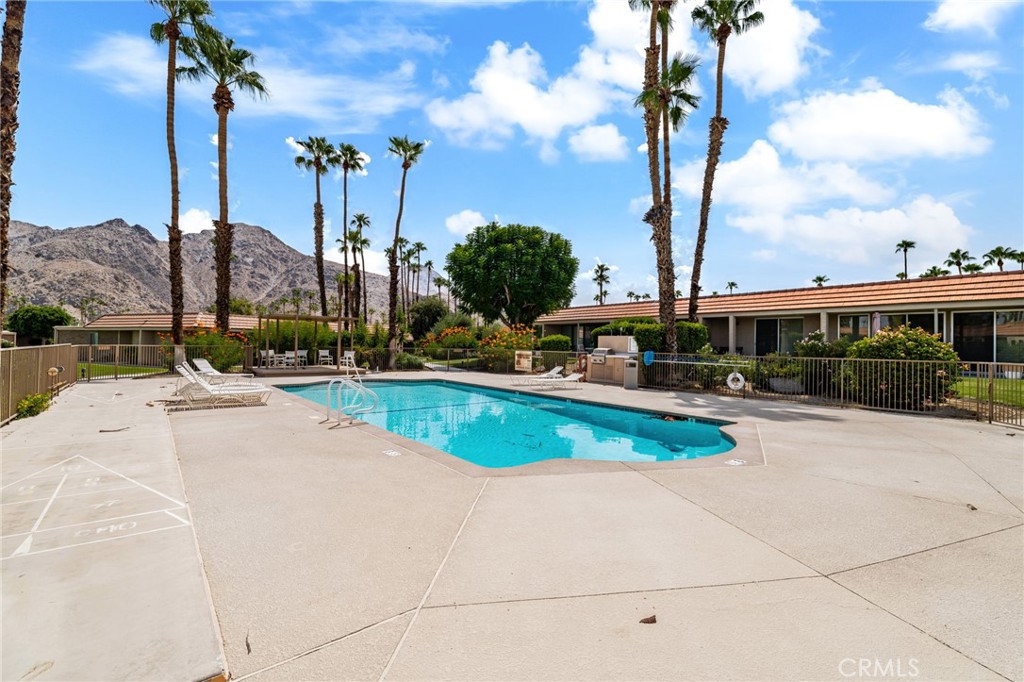 Indian Wells C.C. (32509) - Residential